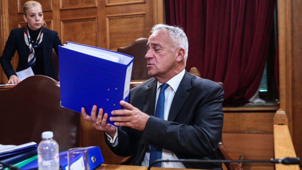 Ο ανεύθυνος...